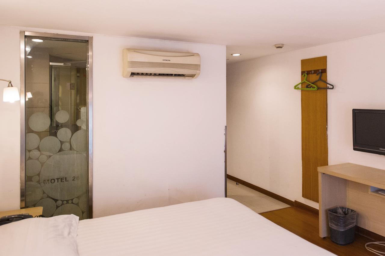 Motel Shanghai Pudong Avenue Yangpu Bridge Exterior photo