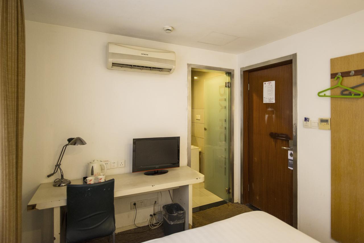 Motel Shanghai Pudong Avenue Yangpu Bridge Exterior photo